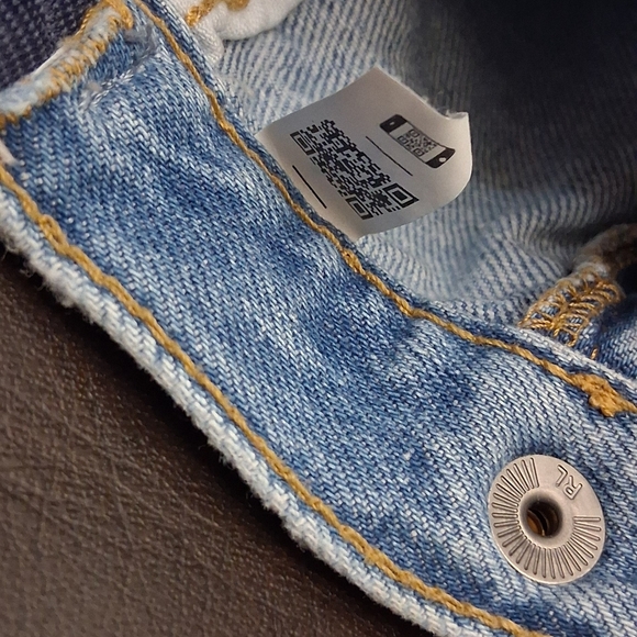 Polo Ralph Lauren Distressed Shorts (Boys) - Picture 5 of 7